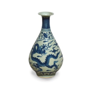 A Blue and White Yuhuchun Vase