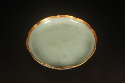 A Ruyao Plate