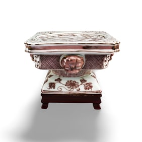 Chinese Iron Red Porcelain Ink Stand