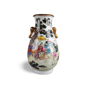 Chinese fencai Porcelain Vase