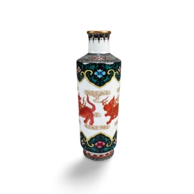 Chinese Famille Rose Vase