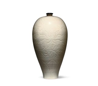 A Dingyao Vase