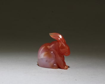 A Carved Rabbit Shaped Agate Ornament