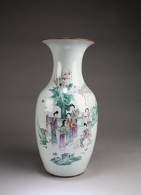 Antique Chinese Porcelain Vase