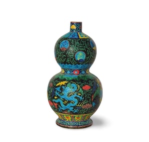 A Porcelain Double Gourd Vase