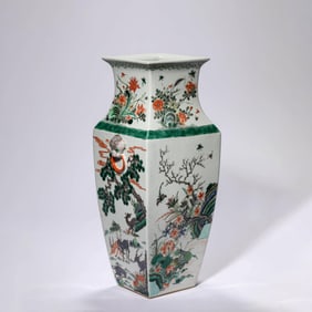 Wucai Glaze Flower and Bird Vase