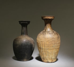 A Set of Two Korean Vases