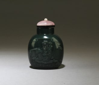 A Spinach Jade Snuff Bottle