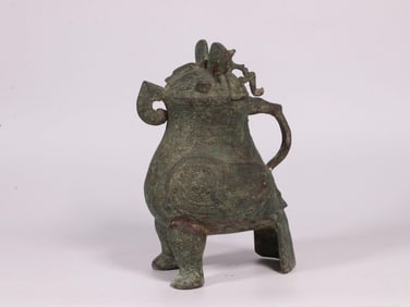 A Bronze Owl-Shaped Ritual Vessel