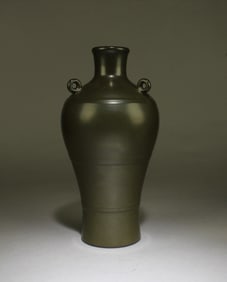 Chinese Tea Dust Color Porcelain Vase