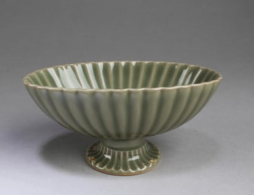 Chinese Oval Shaped Porcelain Bowl