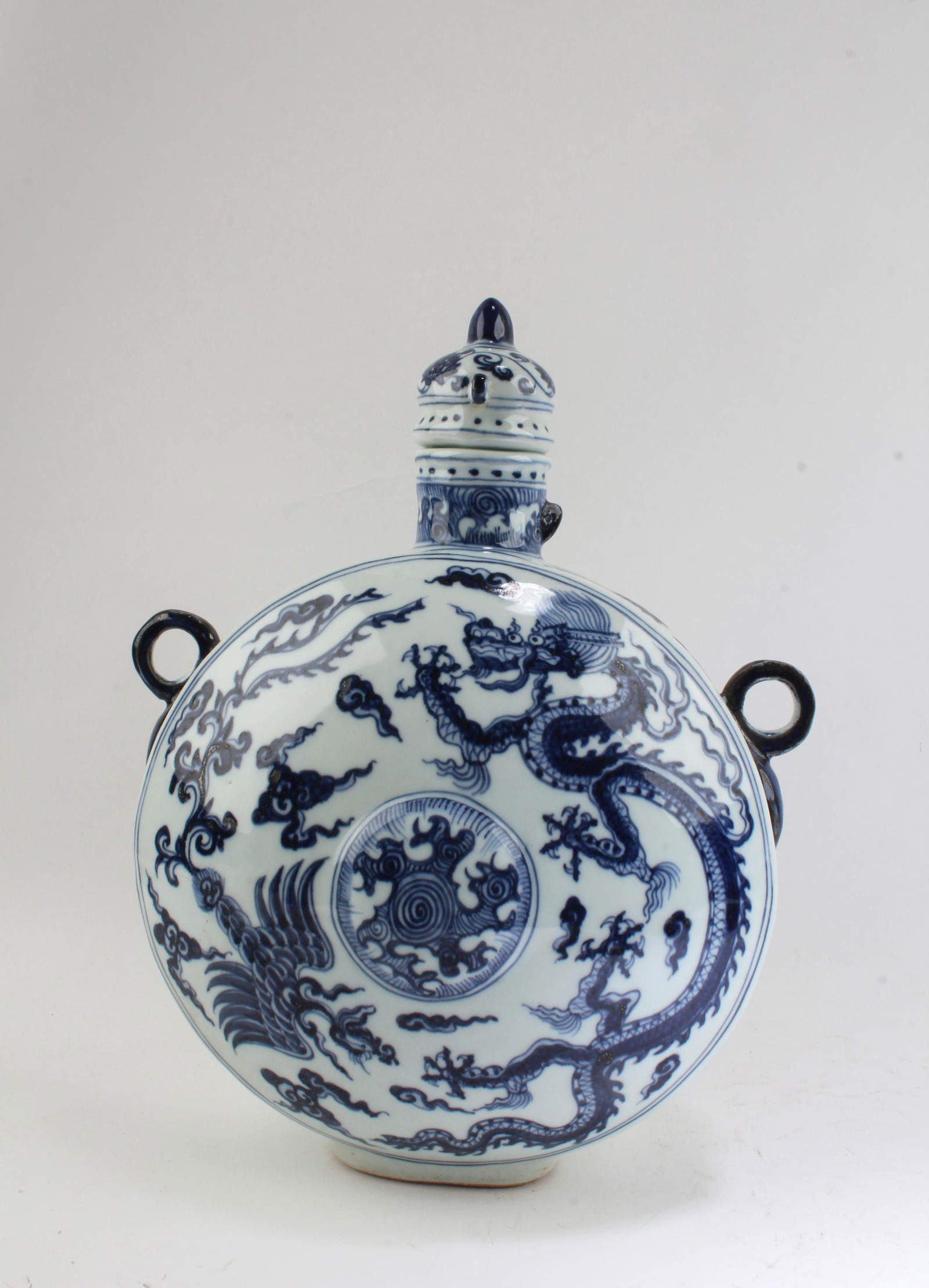 Chinese Blue & White MoonFlask Vase: Chinese Blue & White MoonFlask Vase with lid. Height: 13"