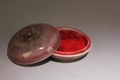 A Chinese Porcelain Inkbox