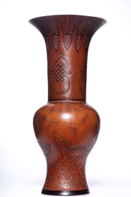 A Gourd Vase with Pine and Crane Motif
