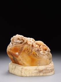 A Shoushan Furong Stone Incense Ornament with Dragon Motif