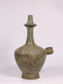 A Bronze Pure Bottle with Gold Inlay