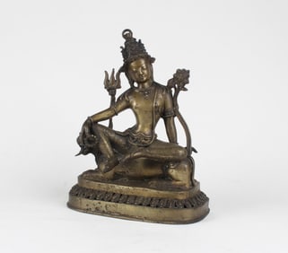 A Bronze Bodhisattva Statue