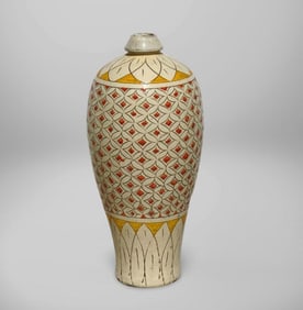A Jizhou Meiping Vase
