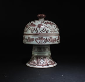 Chinese Iron Red Stem Bowl With Lid