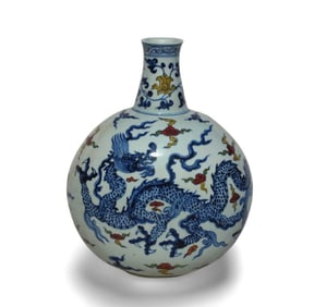 A Multi-Colored Moonflask Dragon Vase