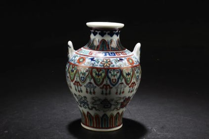 Chinese Porcelain Vase