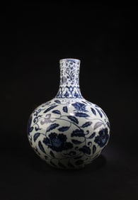 Chinese Blue & White Porcelain Vase