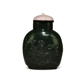 A Spinach Jade Snuff Bottle, early 20th C