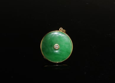 An Old Natural Jadeite Pendant.