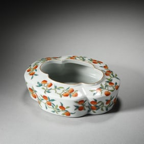 A Fencai Enamel Flower Ink Washer