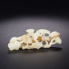 A Jade Carved Lingzhi Brush Rest