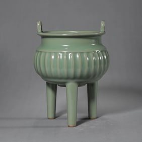 A Longquan Glazed Tripod Censer