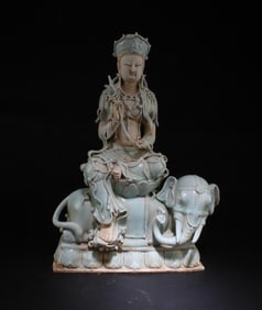 A YinQing Seated Guanyin Statue