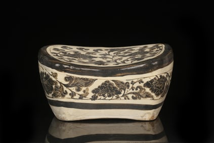 A Cizhou Pillow