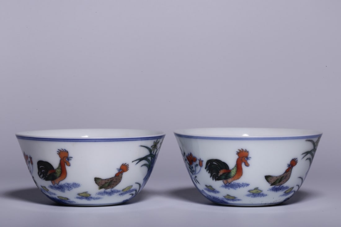 A Pair of Doucai Chicken Cups: A Pair of Doucai Chicken Cups . Dimensions: 1.50in x 3.27in; Weight: 0.236lbs.