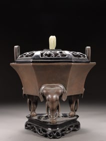 A Bronze Censer with Elephant Feet and Zitan Wood Lid