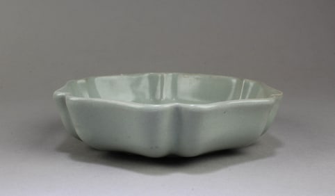 Chinese Ruyao Inscribed Hexagonal Brush Washer