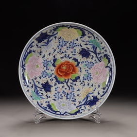 A Fencai Enamel Plate with Peony Motif