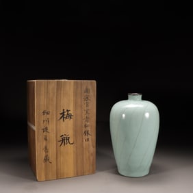A Guan Ware Celadon Glazed Meiping Vase with Silver Rim