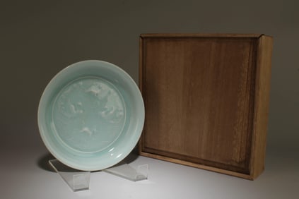 A Celadon Glazed Plate
