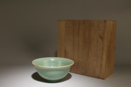 A Celadon Glazed Bowl