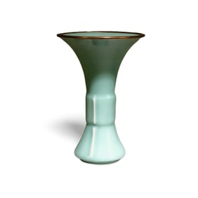 A Ruyao Ku Vase