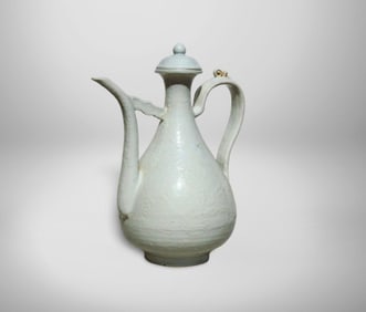 A Blue and White Wine Pot