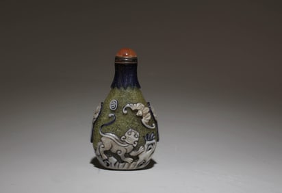 Chinese Peking Glass Snuff Bottle