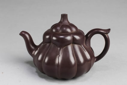 Early Collection of Chinese Yixing Zisha Teapot