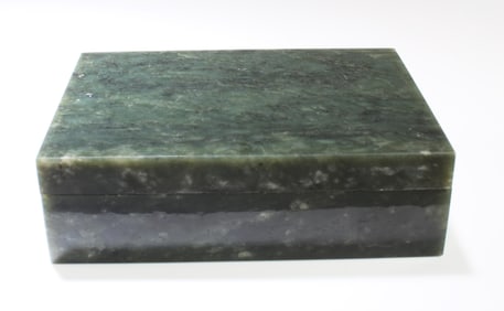 An Antique Chinese Spinach Jade Box