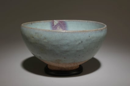 A Junyao Bowl with Stand