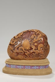 A Shoushan Tianhuang Mountain Ornament with Dragon Motif