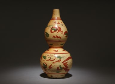 A Pottery Double Gourd Vase
