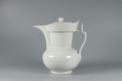 White Glaze Monk'S Cap Jug