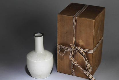 A Chinese Dingyao Vase